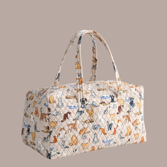 New Vera Bradley A CATS LIFE Large Travel Duffel Multicolor Beige - Picture 1 of 4